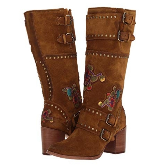 Frye Shoes - 🆕️ STUNNING FRYE NOMI FLORAL ENGINEER BOOTS